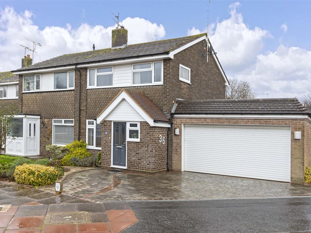 3 bed property for sale in Coleridge Crescent, GoringBySea, Worthing