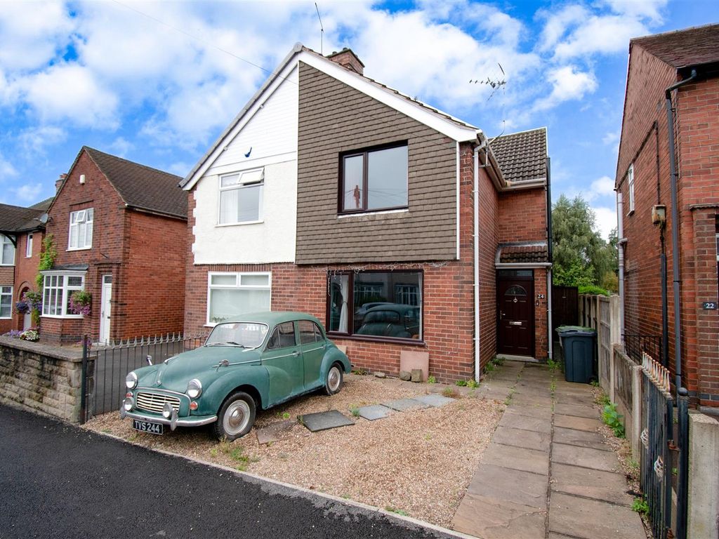 3 bed semidetached house for sale in Dove Road, Ripley DE5, £200,000