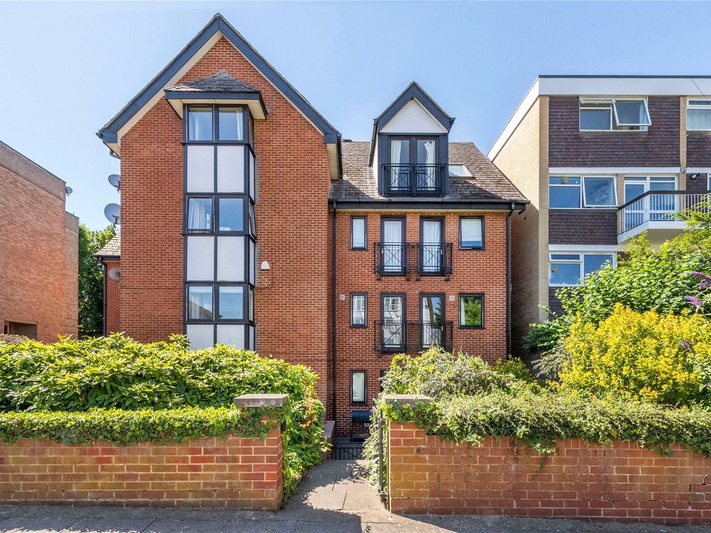 Geneva Court, 4 Cambalt Road, London SW15