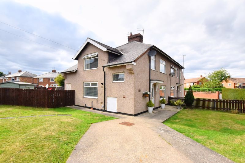 3 bed semidetached house for sale in Welford Avenue, Gosforth