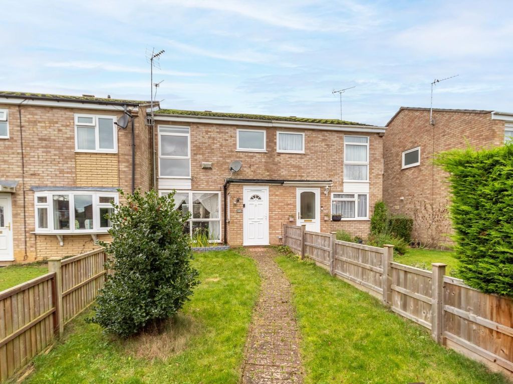 3 bed terraced house for sale in Knaves Hill, Leighton Buzzard LU7, £