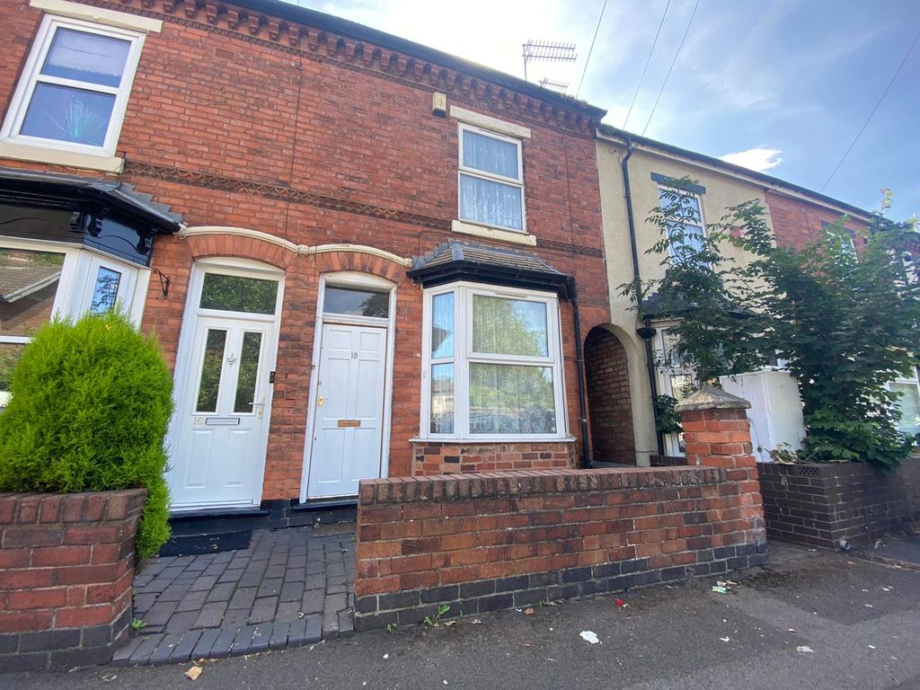 2 bed property to rent in Mary Road, West Bromwich B70 Zoopla