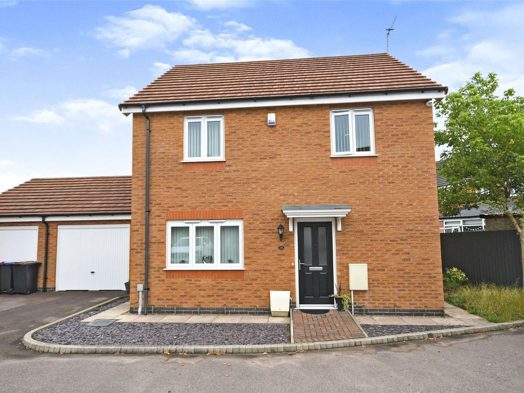 3 bed detached house for sale in Carnelian Drive, SuttonInAshfield