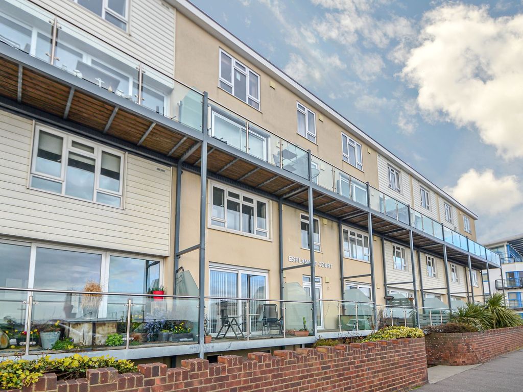 2 bed flat to rent in Eastern Esplanade, SouthendOnSea SS1 Zoopla
