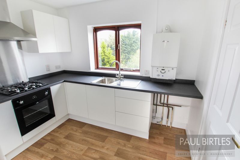2 bed flat to rent in Legwood Court, Flixton Road, Urmston, Manchester