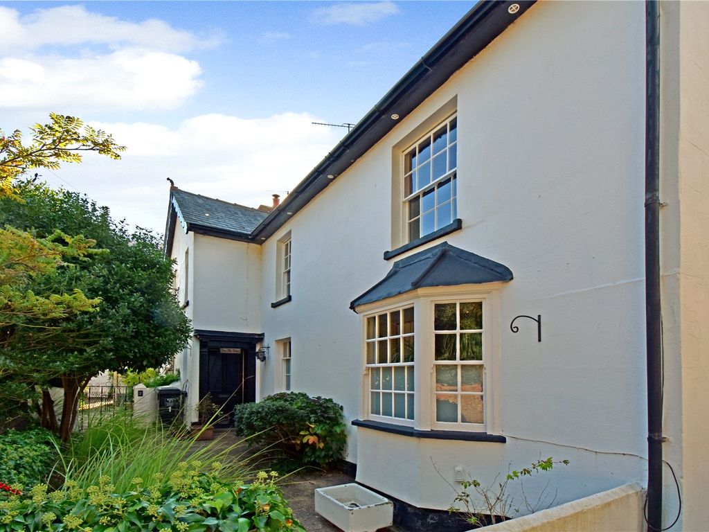3 bed end terrace house for sale in The Ferns, Ogbourne St.
