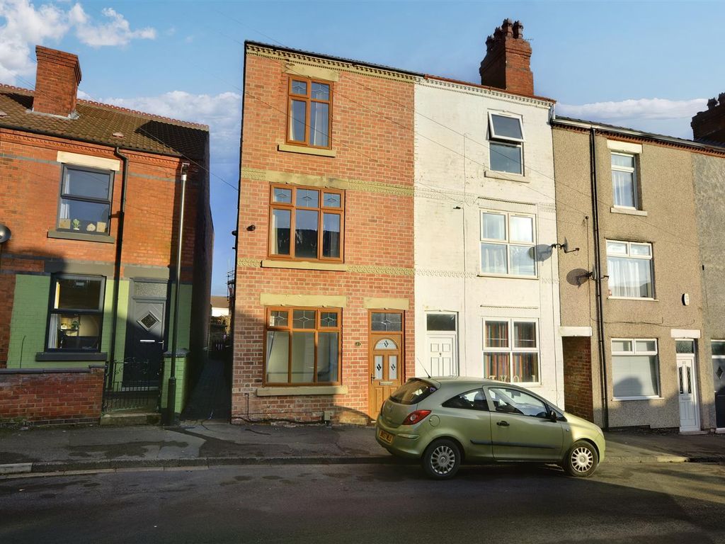 3 bed end terrace house for sale in Graham Street, Ilkeston DE7 Zoopla