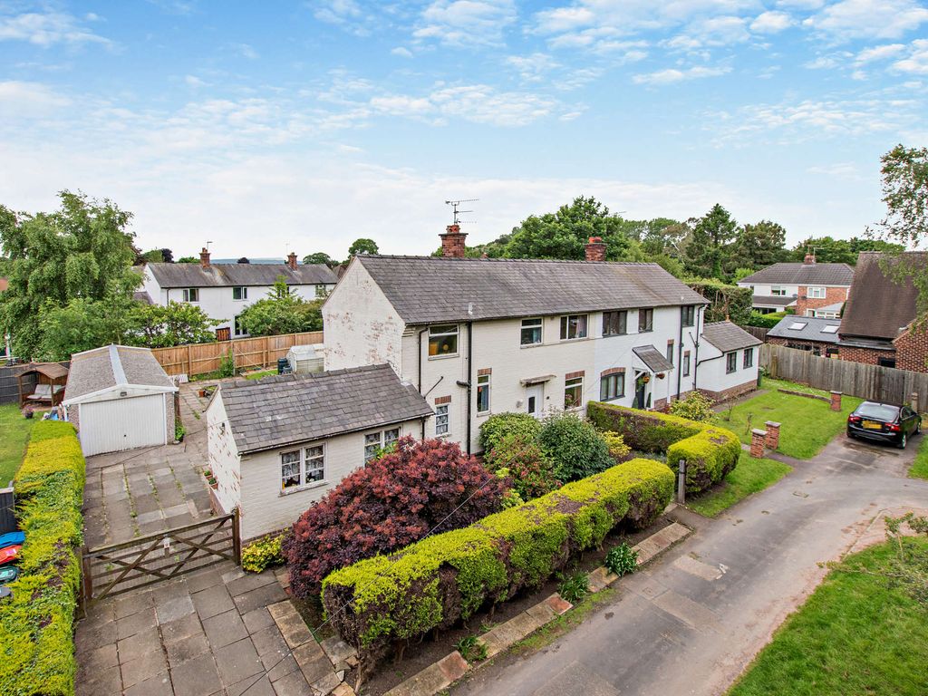 3 bed semidetached house for sale in Woodfields, Chester CH3, £300,000