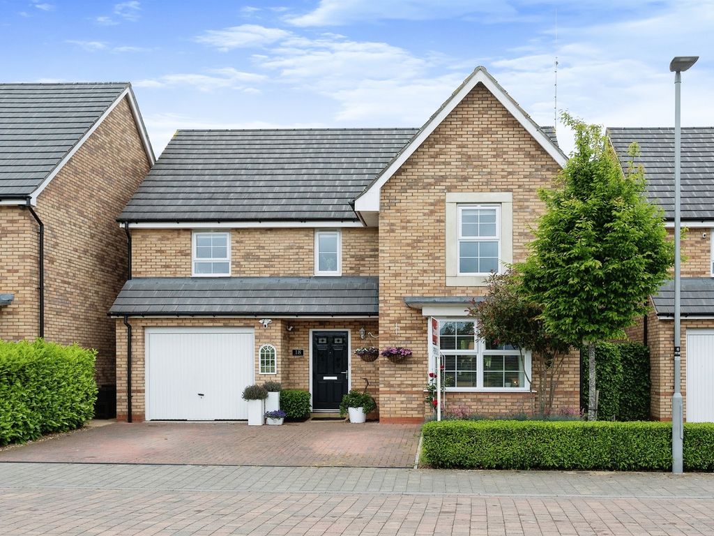 4 bed detached house for sale in Mauretania Way, Brooklands, Milton