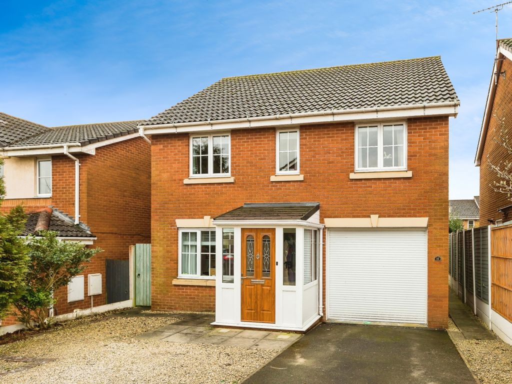 4 bed detached house for sale in Cae Gwynn Close, Morda, Oswestry