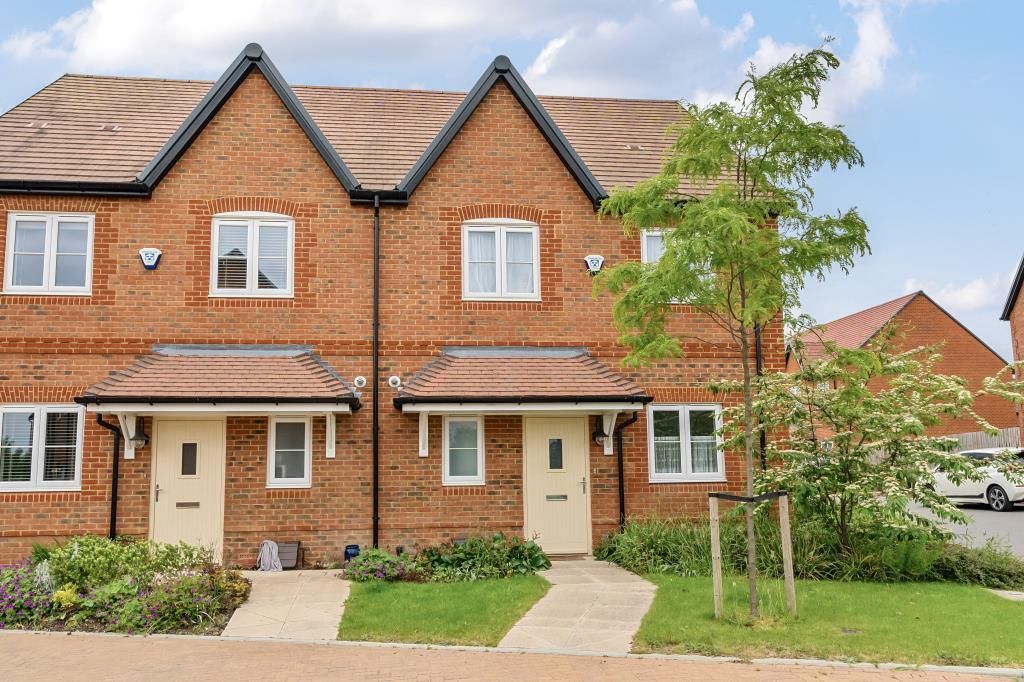 3 bed semidetached house for sale in Bracknell, Berkshire RG42, £
