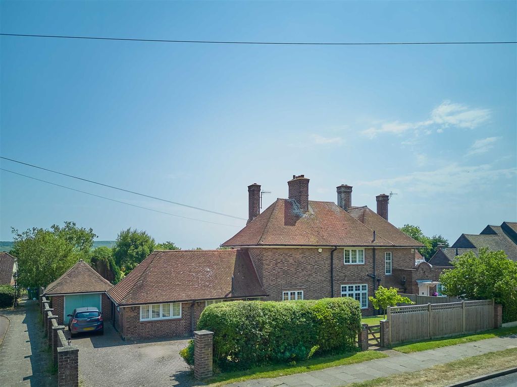 4 bed semidetached house for sale in Upper Belgrave Road, Seaford BN25