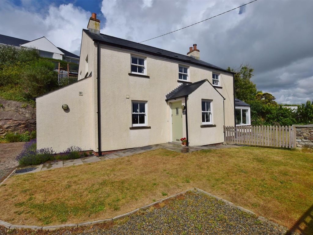 4 bed detached house for sale in Panteg Road, Solva, Haverfordwest SA62
