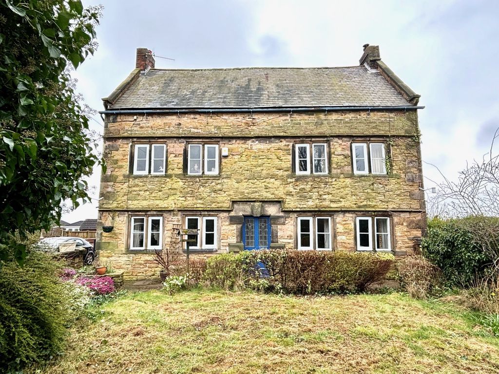 3 bed detached house for sale in Manor Road, Brimington, Chesterfield