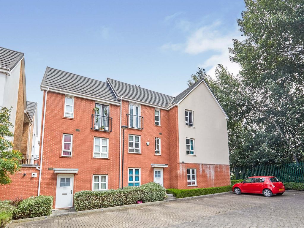 2 bed flat for sale in Heathlands Grange, Stapenhill, BurtonOnTrent