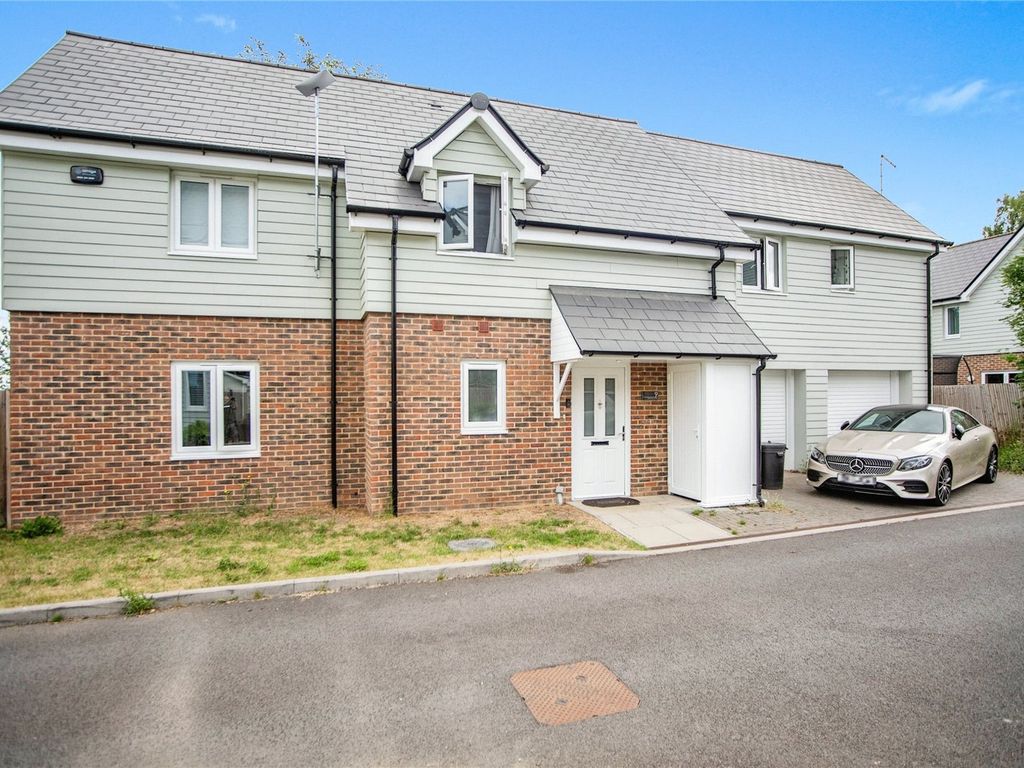 4 bed detached house for sale in Safety Bay Close, Rochester, Kent ME1