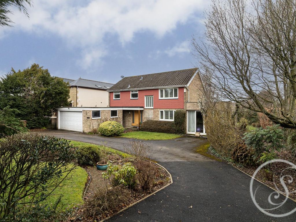 4 bed detached house for sale in Wigton Lane, Leeds LS17 Zoopla