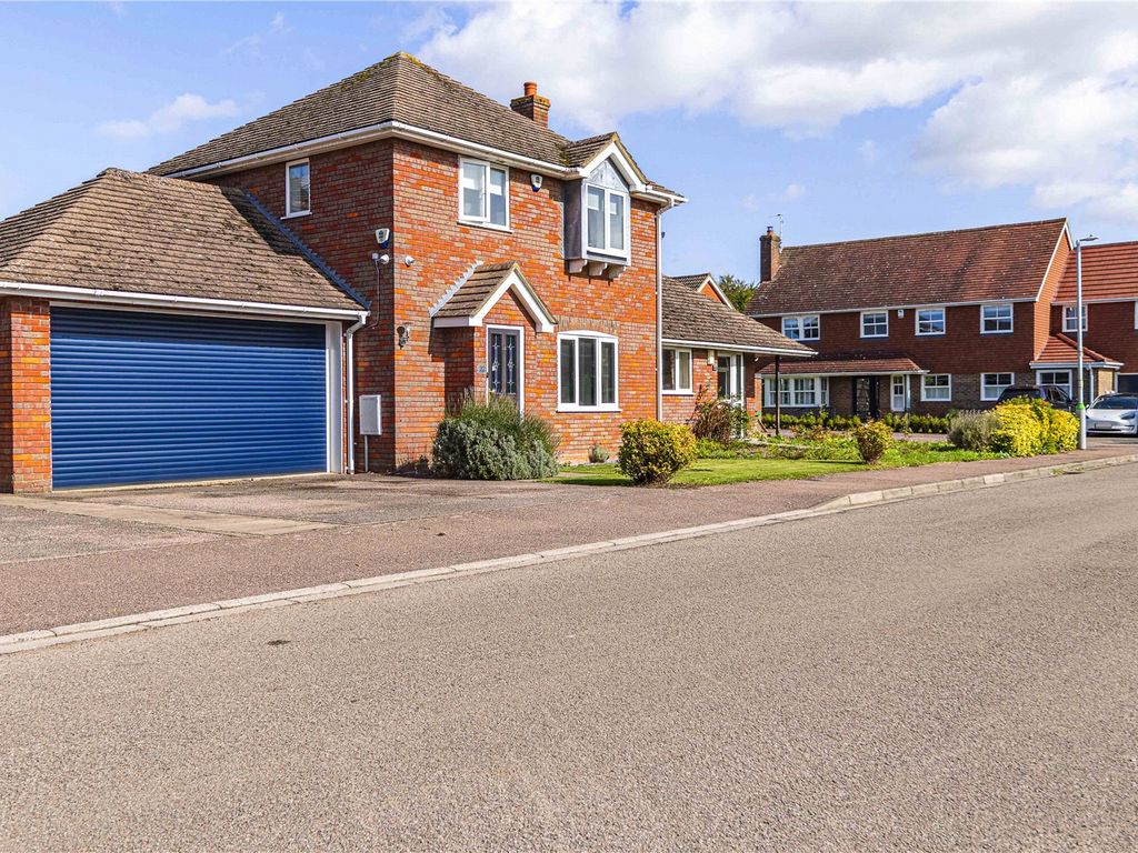 3 bed semidetached house for sale in The Nurseries, Eaton Bray