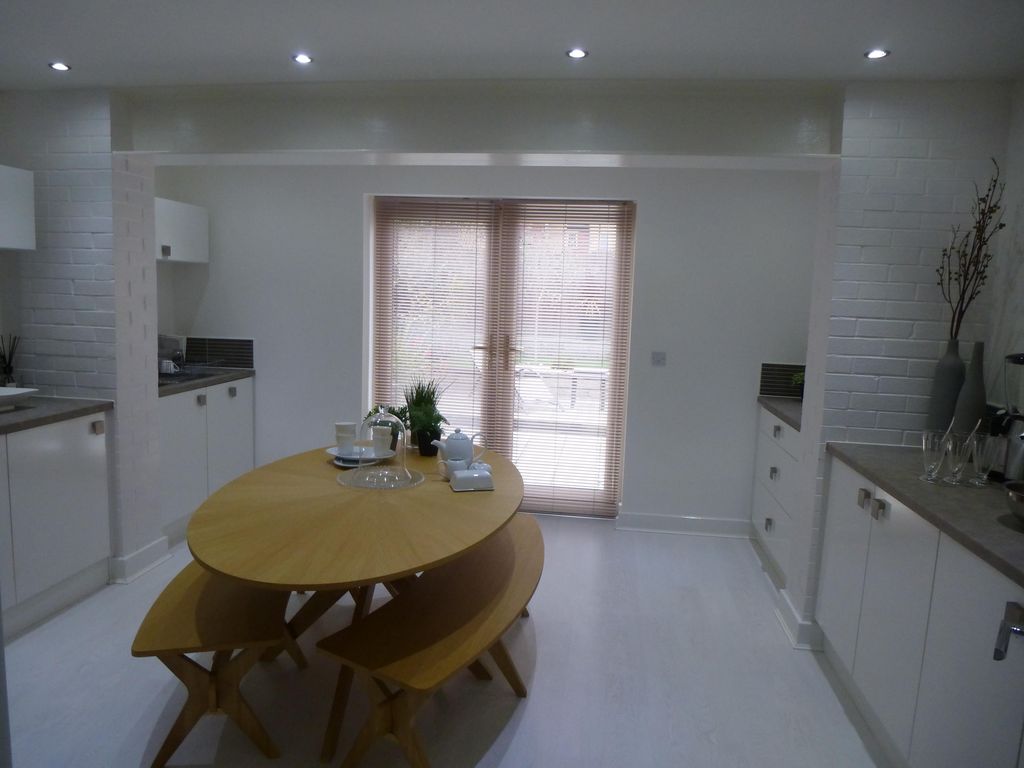 4 bed semidetached house to rent in Barnsley Road, Wombwell, Barnsley S73, £1,100 pcm Zoopla