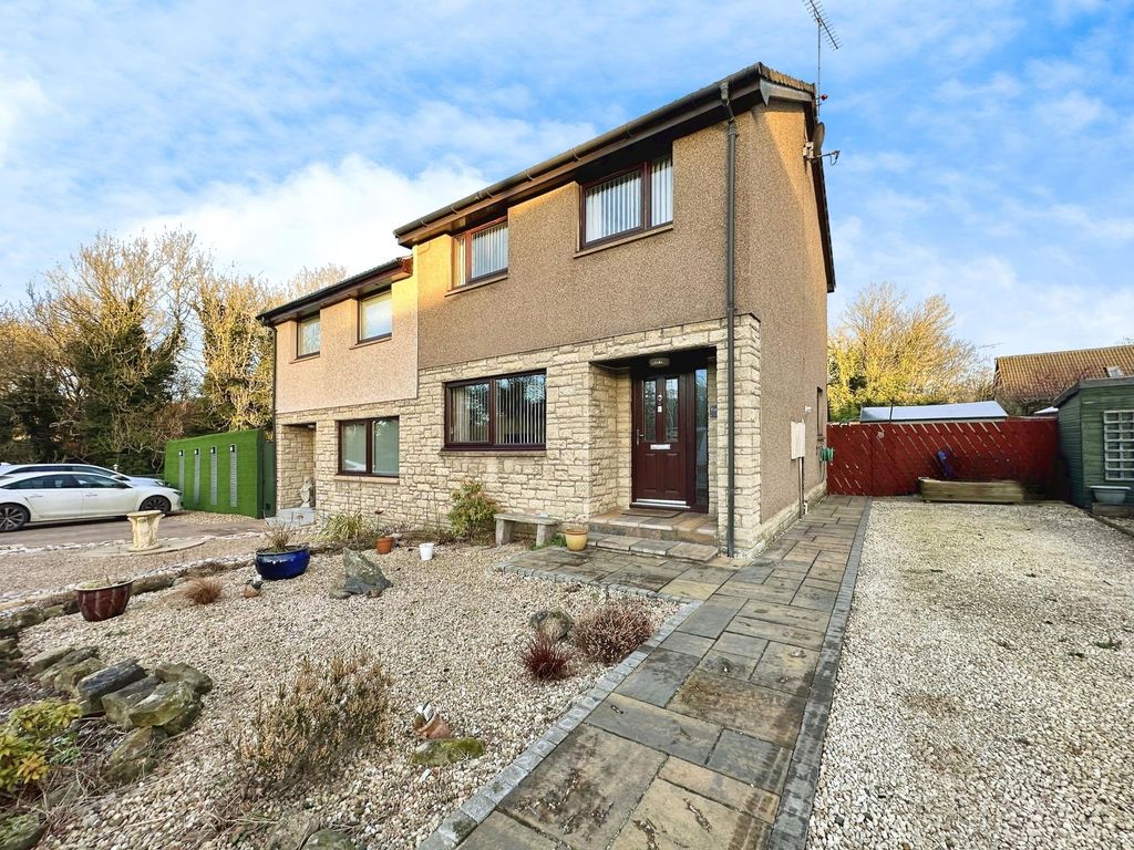 3 bed semidetached house for sale in Cherryton Drive, Clackmannan FK10