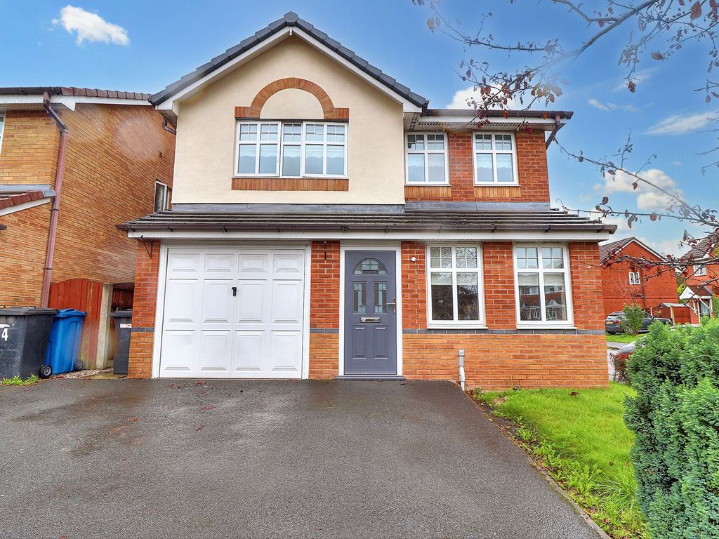 4 bed detached house for sale in Dartington Road, Platt Bridge, Wigan