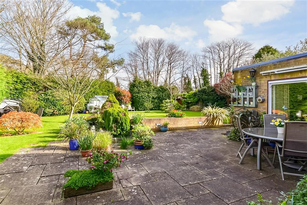 4 bed detached house for sale in Leigh Avenue, Loose, Maidstone, Kent