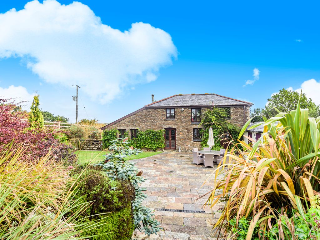 3 bed detached house for sale in Summercourt, Newquay TR8, £640,000