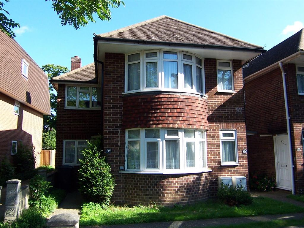 2 bed to rent in Chestnut Grove, New Malden KT3 Zoopla