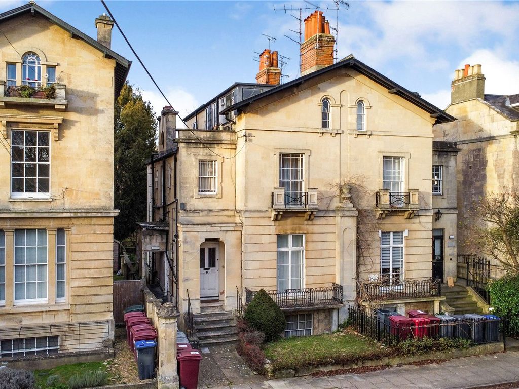 1 bed flat for sale in Eldon Square, Reading, Berkshire RG1, £160,000