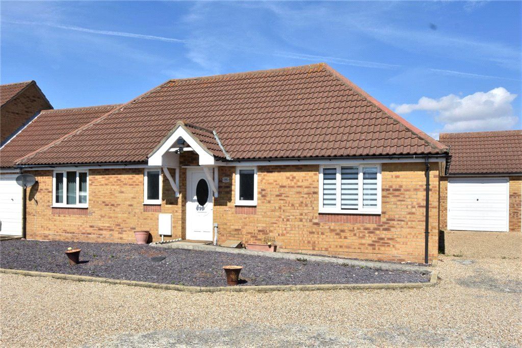 3 bed bungalow for sale in Totlands Drive, ClactonOnSea, Essex CO15