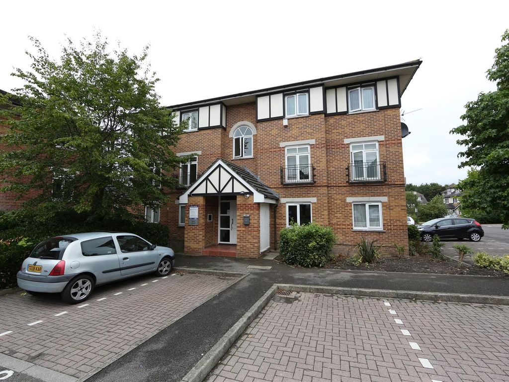 1 bed flat to rent in Pearl Court, Heton Gardens, Hendon, London NW4, £