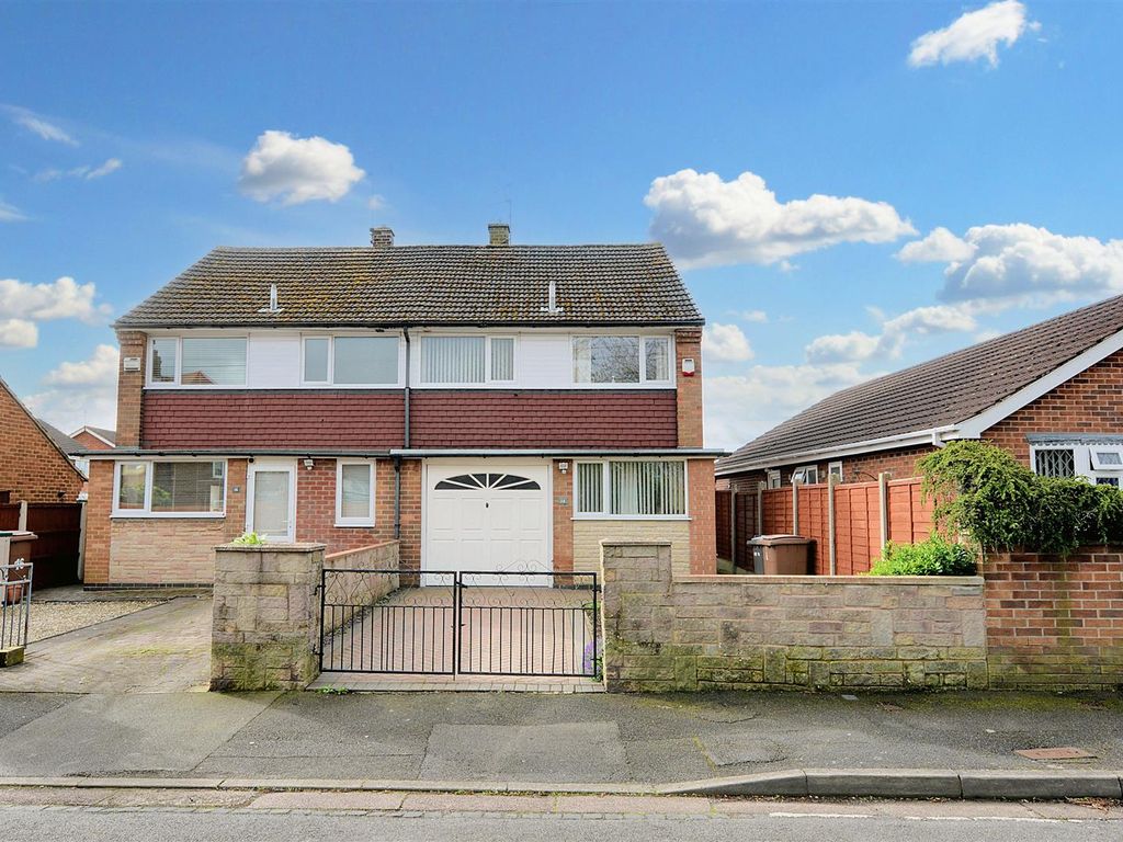 3 bed semidetached house for sale in Newstead Road, Long Eaton