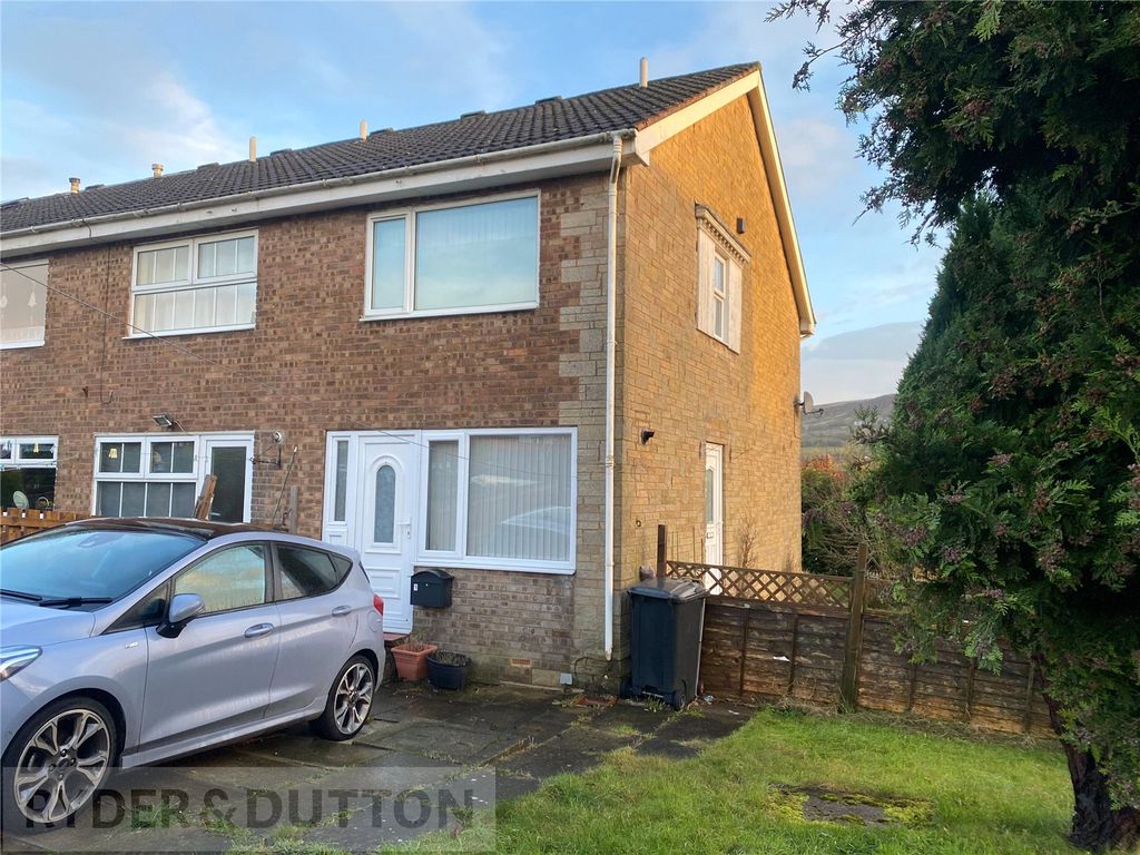 2 bed end terrace house to rent in Ashfield Close, Ovenden, Halifax