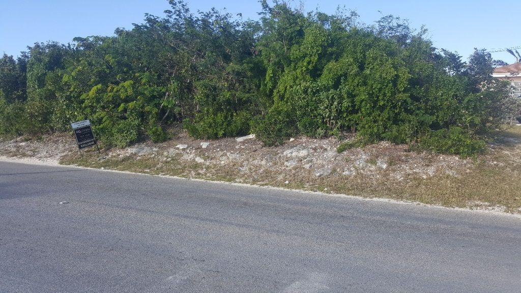 Land for sale in Farmer's Hill, Exuma, The Bahamas, £61,688 Zoopla