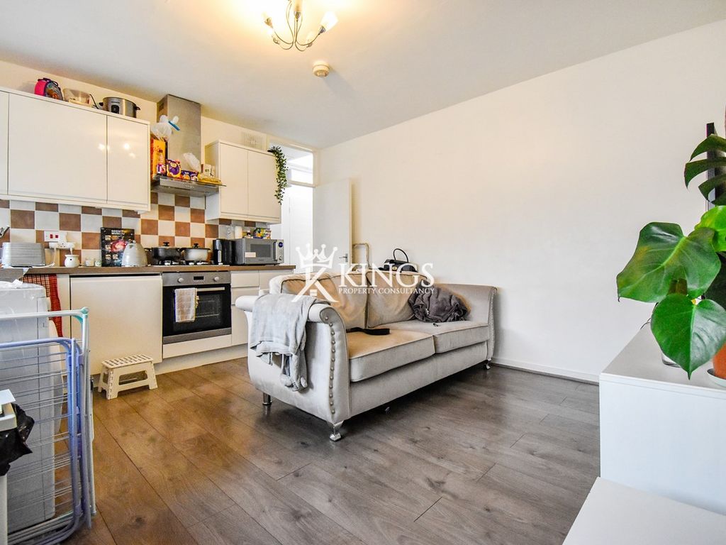 Bournevale Road, London SW16