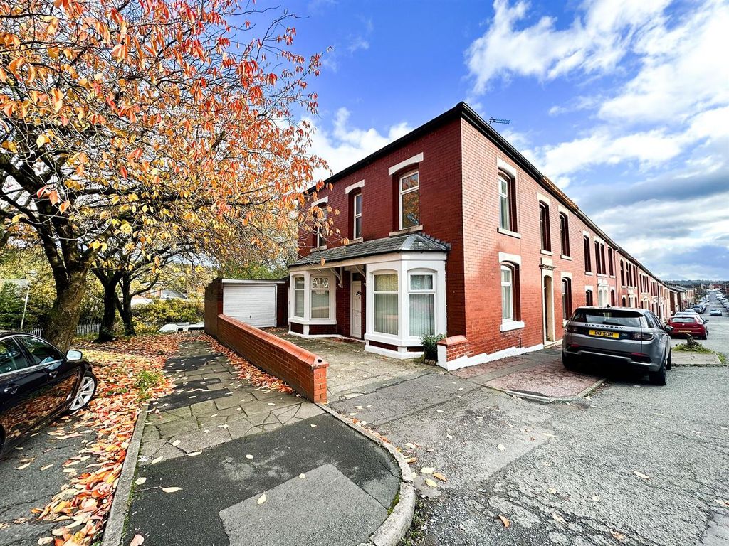3 bed end terrace house for sale in Sycamore Road, Blackburn BB1, £