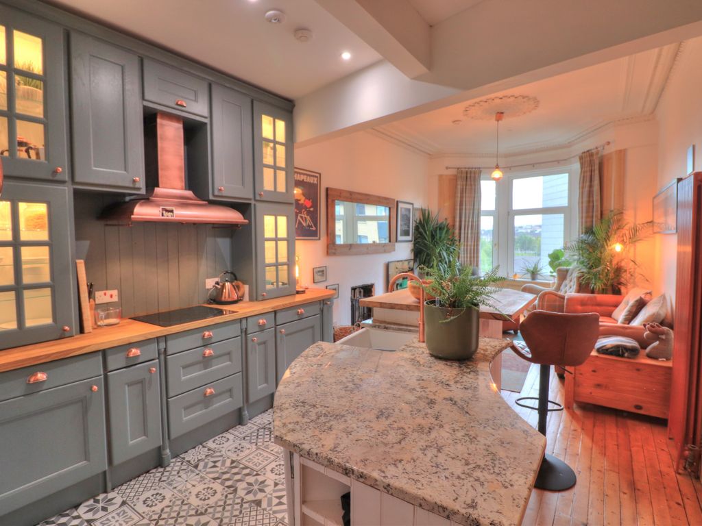 2 bed flat for sale in Oban Drive, Glasgow G20 Zoopla