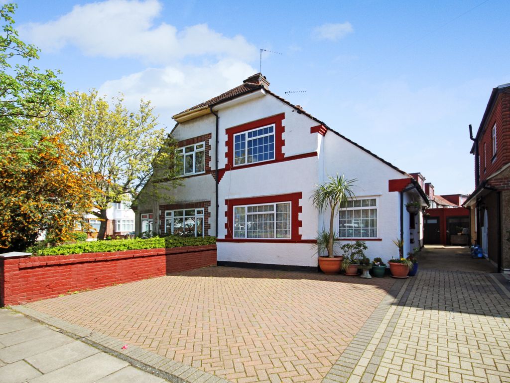 3 bed semidetached house for sale in Tavistock Road, Perivale