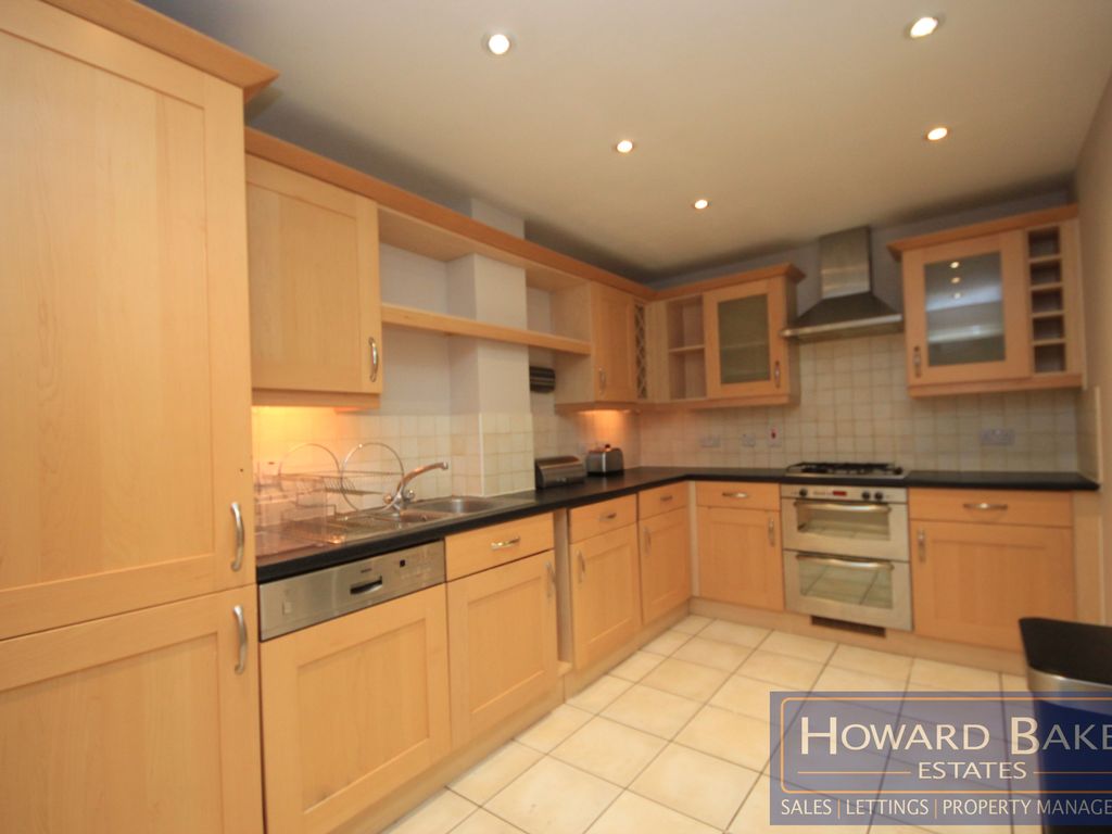 2 bed flat to rent in Lady Aylesford Avenue, Stanmore HA7 Zoopla