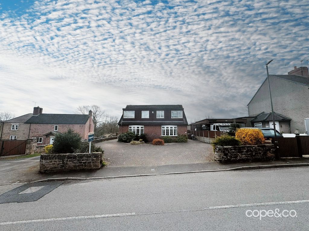 6 bed detached house for sale in High Street, Stonebroom, Alfreton