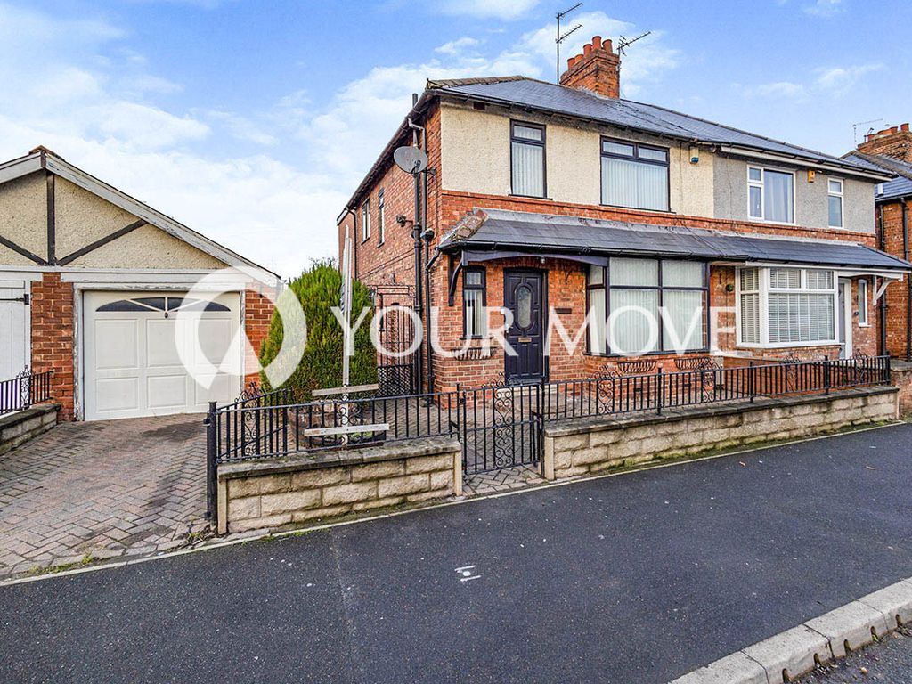 3 bed semidetached house for sale in Longfield Road, Darlington