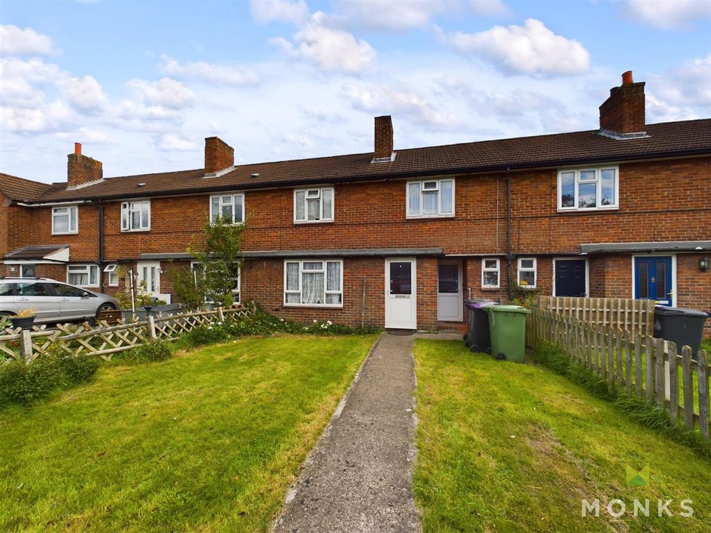 3 bed terraced house for sale in Park Avenue, Shawbury, Shrewsbury SY4