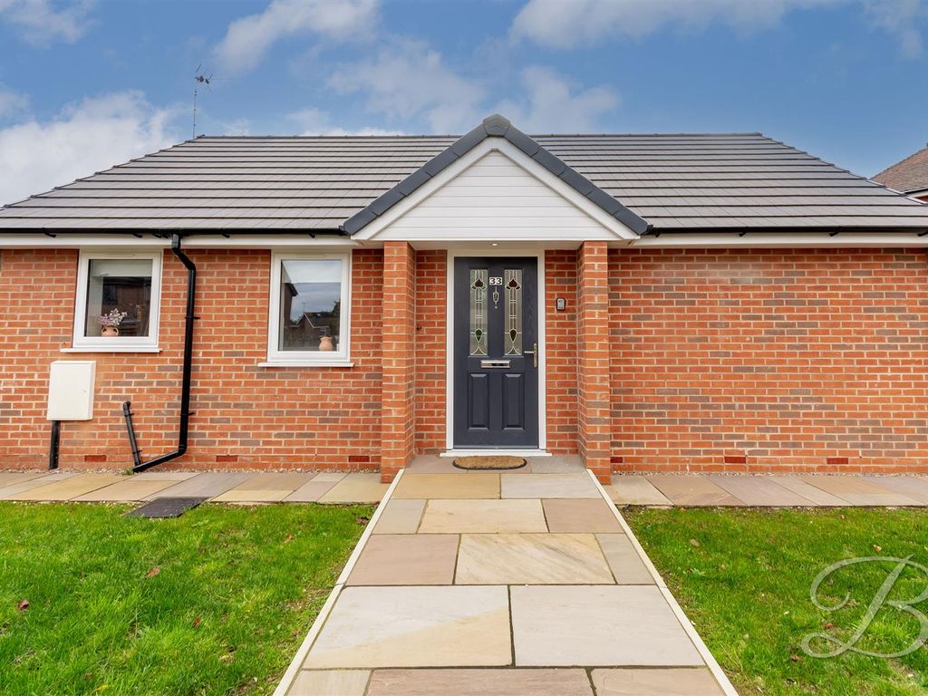 2 bed detached bungalow for sale in Holly Rise, New Ollerton, Newark