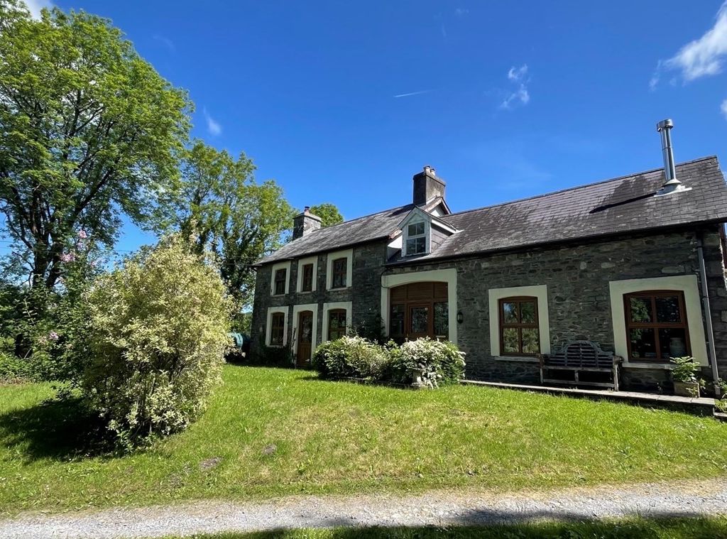 Land for sale in Trapp, Llandeilo SA19, £725,000 Zoopla