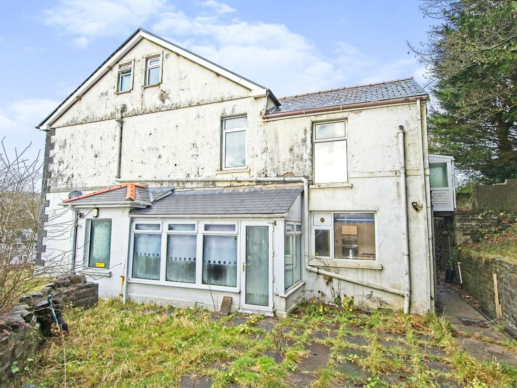 10 bed detached house for sale in Elmwood, Tredegar NP22, £270,000 Zoopla