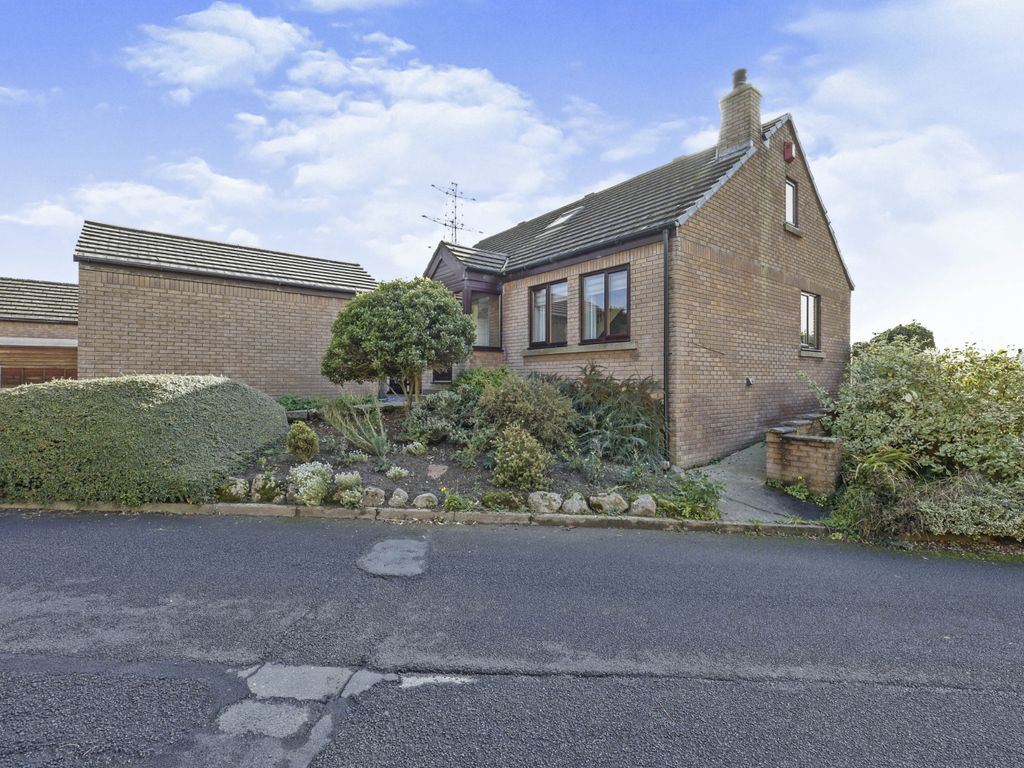 3 bed detached bungalow for sale in Arthuret Drive, Longtown, Carlisle CA6 Zoopla