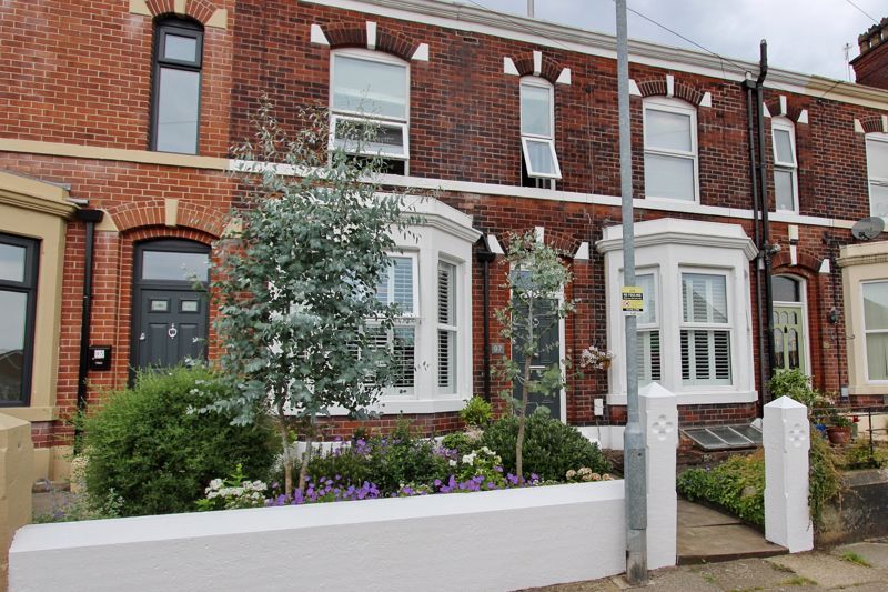 3 bed terraced house for sale in Lily Hill Street, Whitefield