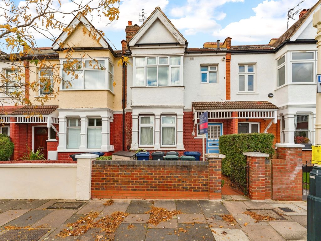 1 bed flat to rent in Camborne Avenue, London W13, £1,550 pcm Zoopla