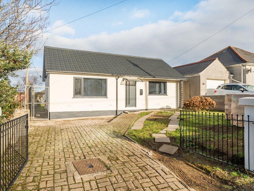 2 bed detached bungalow for sale in St. Rd., Hayle TR27, £