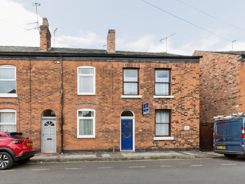 3 bed end terrace house for sale in Cottage Street, Macclesfield